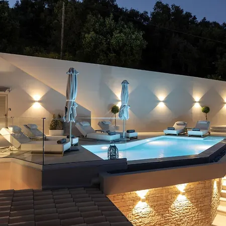Sea And Sky Luxury Sea View Villa *
